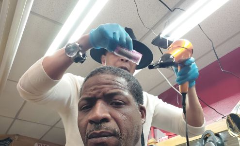 Iconic Cuts 114 N Riverview Dr, Parchment Michigan 49004