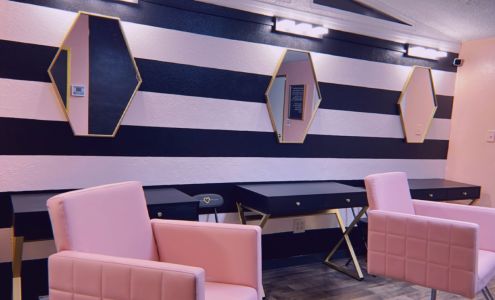 HUSH HAÚS BEAUTY BOUTIQUE