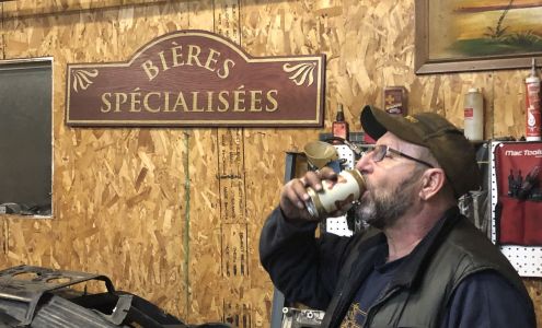 Gros pain?s garage Huntingdon