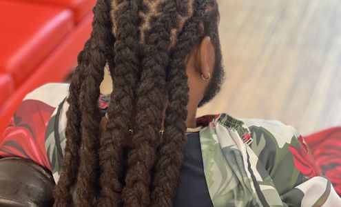 Champaign's hair lounge