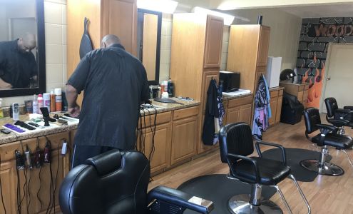 Woods Brothers Barbershop (A CUT ABOVE THE REST) 1620 Pitkin Rd suite d, Leesville Louisiana 71459