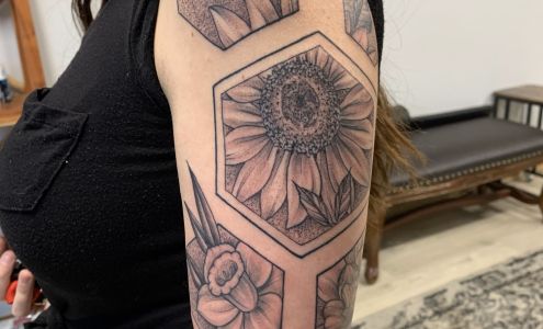 Black Mountain Tattoo