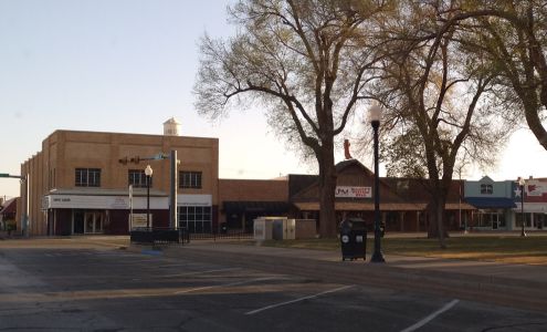 Attitudes hair and nail salon 811 Houston St, Levelland Texas 79336