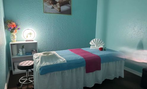 Sun shine Asian massage