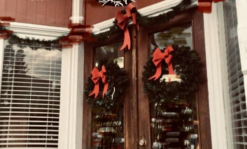 Style House Beauty Salon 118 N Main St, Boston Georgia 31626