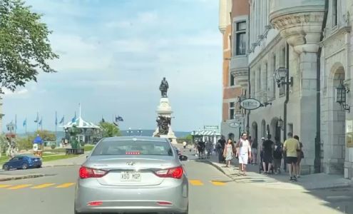 Suspension Mont-Laurier