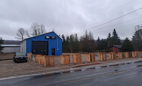 Location, Remorques et soudure Gestion D. St-Pierre inc. 122 Rue Amherst, Amherst Quebec J0T 2L0