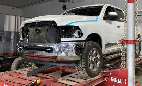 Strathmore Collision and Glass 254019, Township Rd 242, Strathmore Alberta T1P 1J6