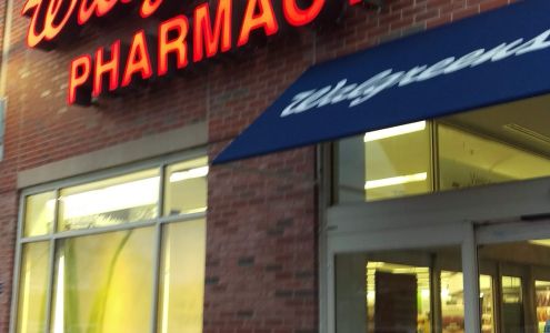Walgreens Roxbury Crossing