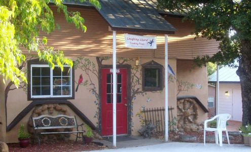 Laughing Lizard Trading Post Medicine Park