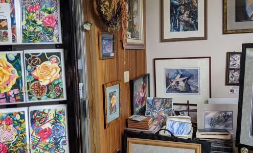 Laurelwood Art: Fine Art and Custom Framing Gaston