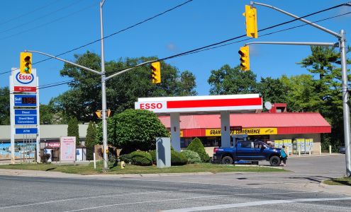 Esso Lambton Shores