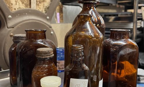 Davis Street Antiques