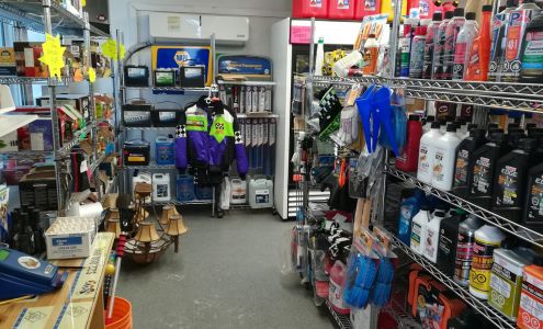 Buckhorn Garage Gas Station 3192 Buckhorn Rd, Buckhorn Ontario K0L 1J0