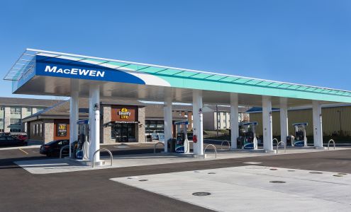 MacEwen Hawkesbury McGill