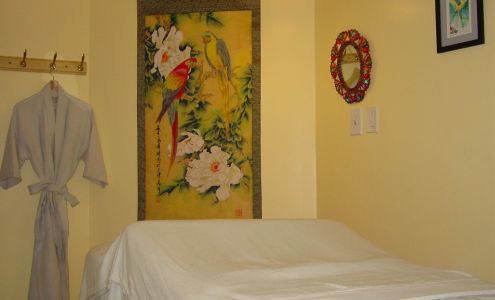 Redwood Massage & Sauna