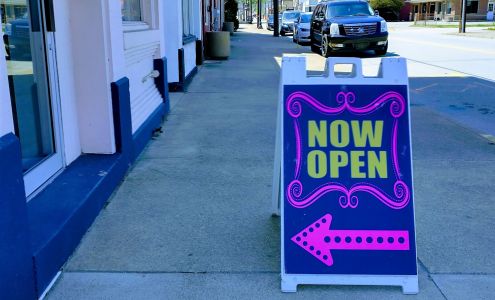 All Doll'd Up Hair Salon and Boutique