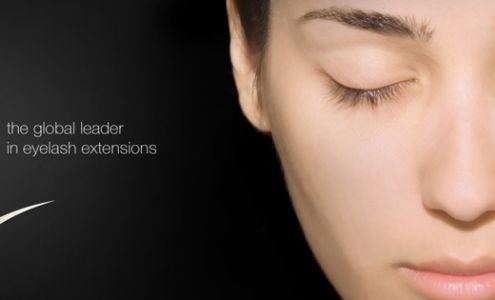 Lashes Over Saratoga