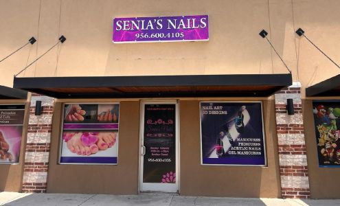 Senia's Nails 702 W Griffin Pkwy suite C, Mission Texas 78572