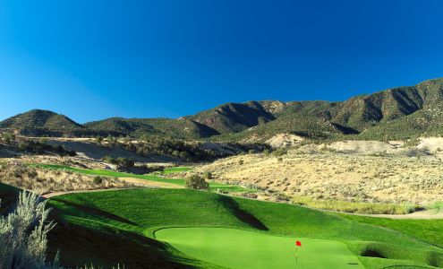 Lakota Links New Castle