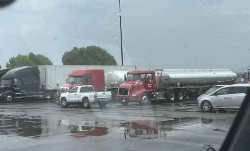 PJ Fresh Marketplace