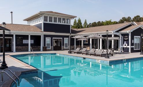 River Pointe Apartments