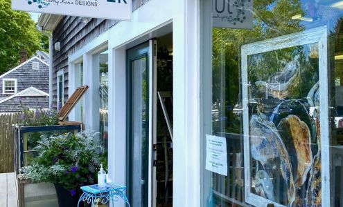Juniper: Florist & Local Artists + Goods