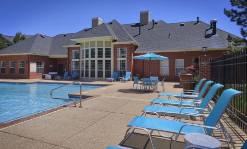 Skyecrest Apartments