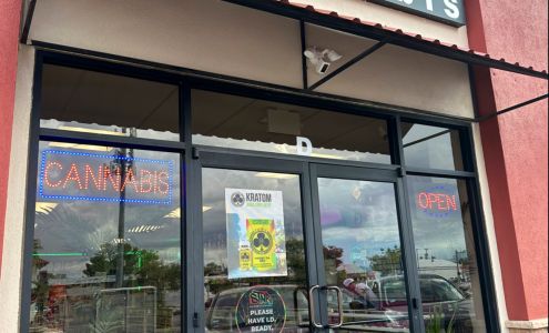 Nuggies Cannabis Dispensary & Smoke Shop Accessories El Paso Delta 9 THC & CBD