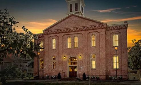 Amelia Schoolhouse Inn