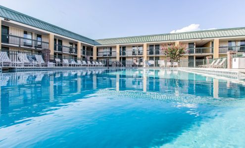 Days Inn by Wyndham Hinesville near Ft. Stewart