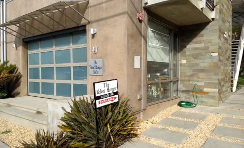 Velvet Hanger Tailoring Shop