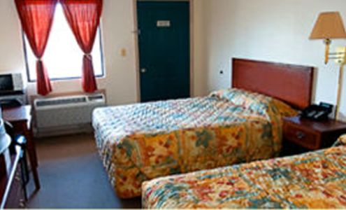 Traveler's Choice Motel