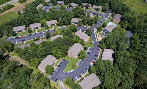 Cross Creek Apartments