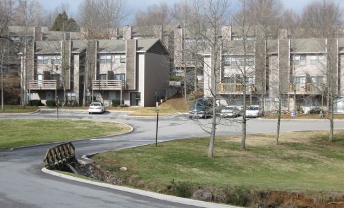 Waterford Village Apartments