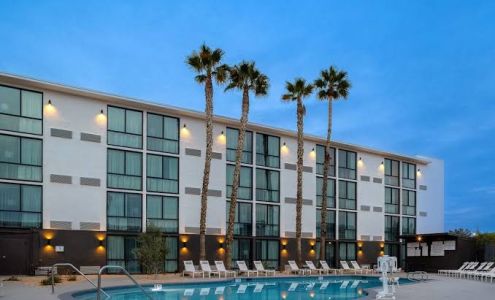 DoubleTree by Hilton Palmdale
