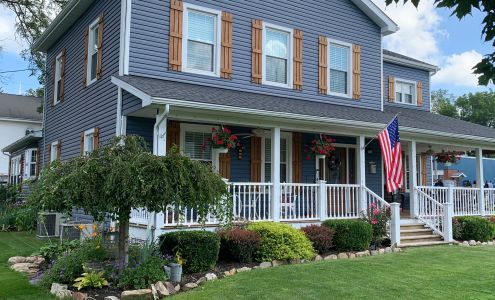 Shermans Inn on Main Bed & Breakfast Sherman