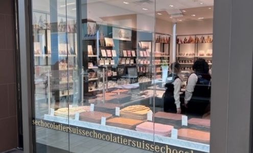 Läderach | USA | California | Los Cerritos Center