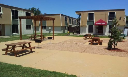 Casa Bella Apartments