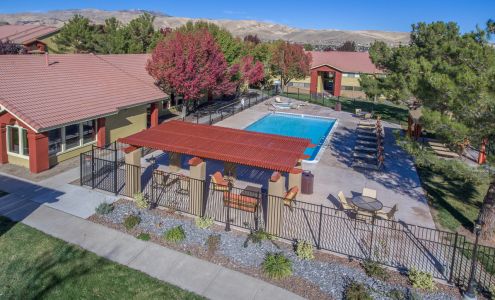 Vizcaya Hilltop Apartments