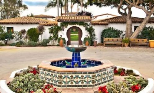 Casa Tropicana Boutique Beachfront Hotel