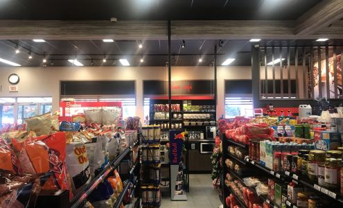 Petro-Canada et Lave-Auto Becancour