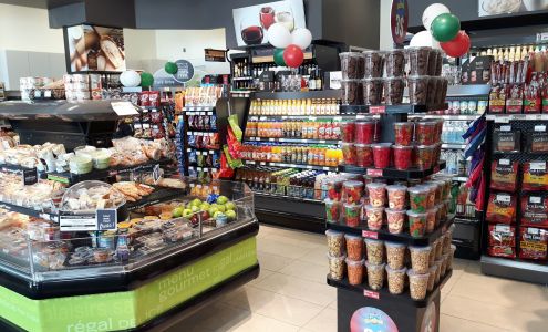 Shell Sainte-Brigitte-de-Laval