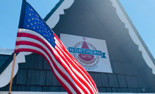 Northern Gifts & Sweets & Glen's Ice Cream Parlor