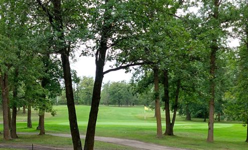Oak Harbor Golf Course 2805 24th St NW, Baudette Minnesota 56623