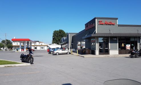 Couche-Tard Louiseville