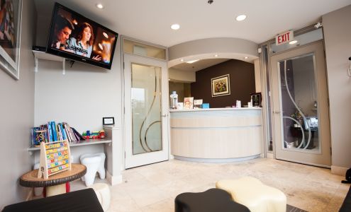 Your Neighbourhood Dentist- Leaside