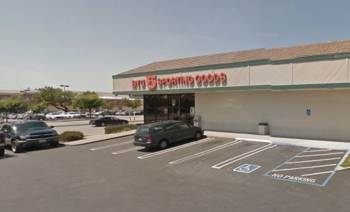 Big 5 Sporting Goods