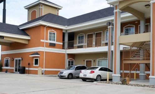 Studio 6 Beeville, TX