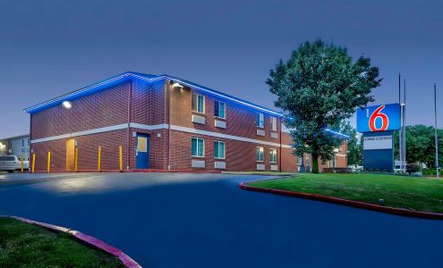 Motel 6 Tulsa, OK - Central